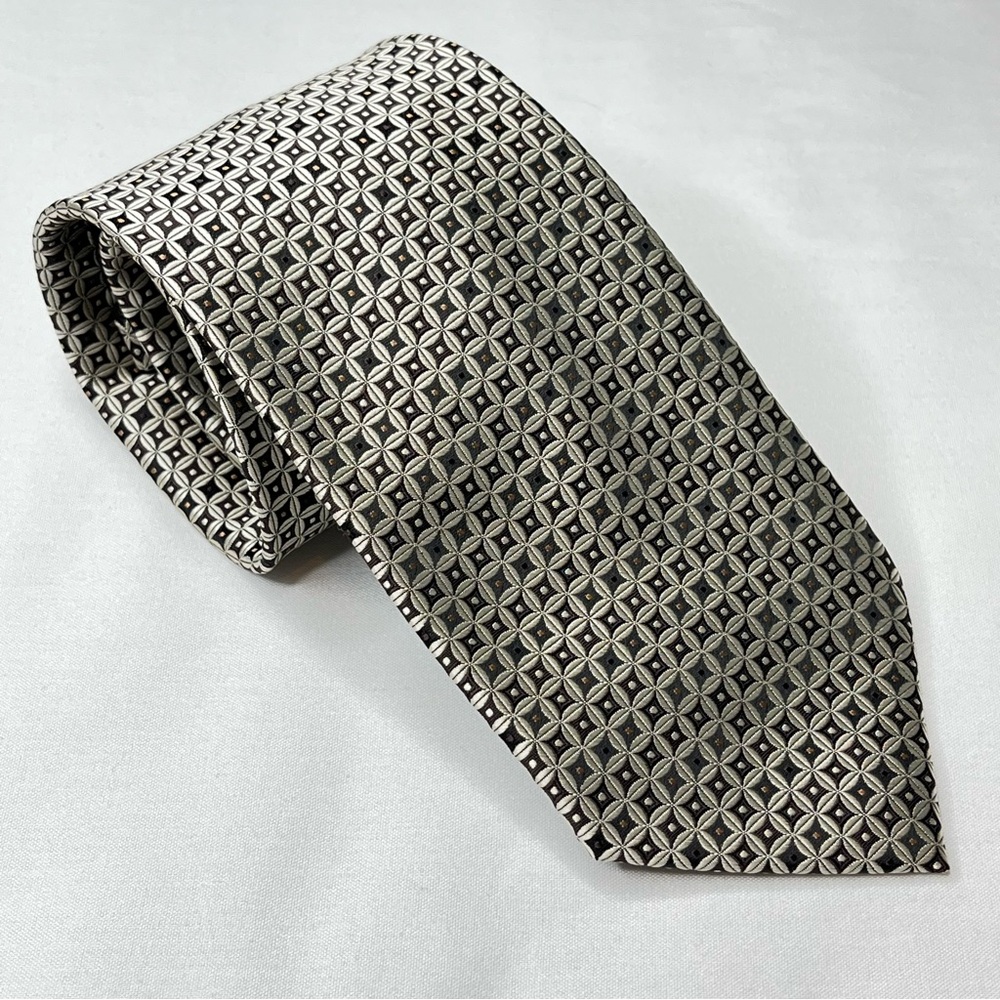 George Men's Classic Geometric Pattern Tie in Black and Silver